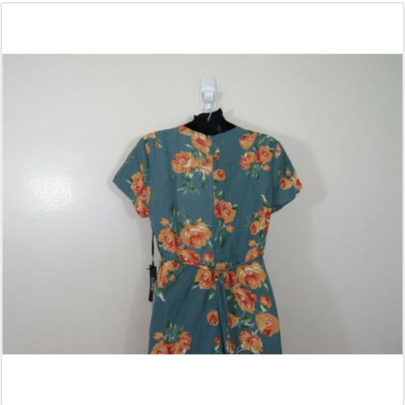 Lulus Short Sleeve Floral Midi Dress Green Cut Out - Picture 7 of 8